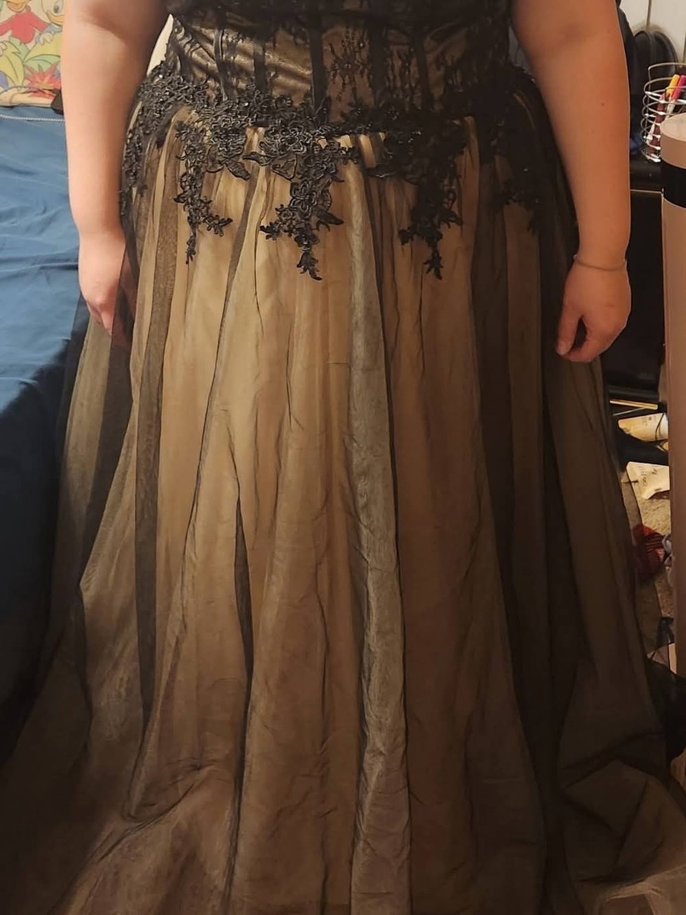 Black Lace-Accent Tulle Skirt - Evening Full-Length
